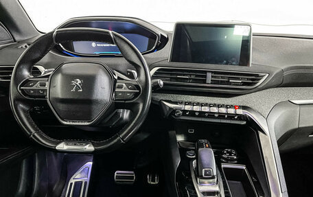 Peugeot 3008 II, 2018 год, 2 097 000 рублей, 13 фотография