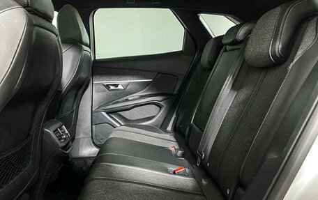 Peugeot 3008 II, 2018 год, 2 097 000 рублей, 11 фотография
