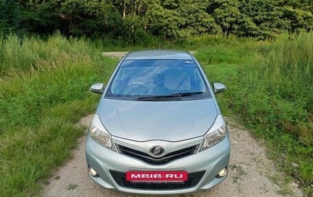Toyota Vitz, 2013 год, 610 000 рублей, 6 фотография
