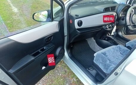 Toyota Vitz, 2013 год, 610 000 рублей, 21 фотография