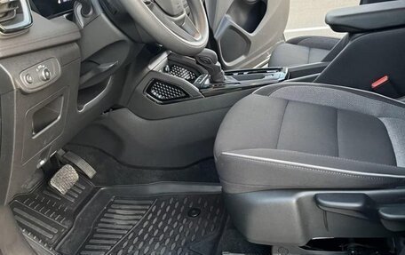 Chevrolet TrailBlazer, 2023 год, 2 000 000 рублей, 17 фотография