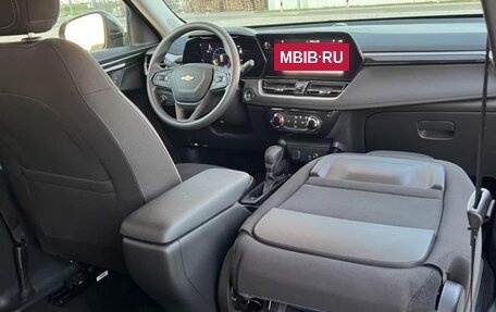 Chevrolet TrailBlazer, 2023 год, 2 000 000 рублей, 11 фотография