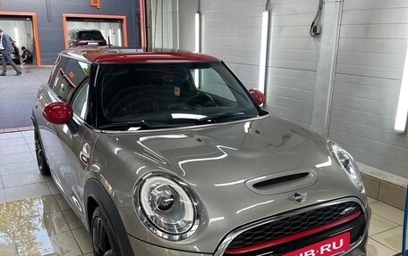 MINI Hatch, 2017 год, 1 890 000 рублей, 4 фотография