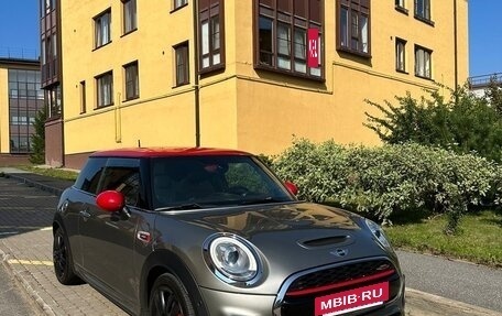 MINI Hatch, 2017 год, 1 890 000 рублей, 2 фотография