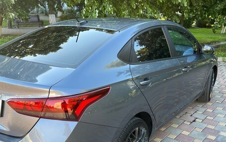 Hyundai Solaris II рестайлинг, 2018 год, 1 650 000 рублей, 6 фотография