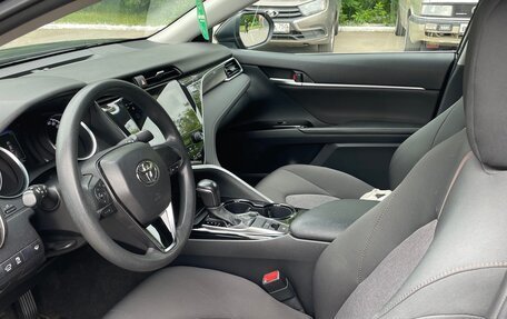 Toyota Camry, 2020 год, 2 900 000 рублей, 9 фотография
