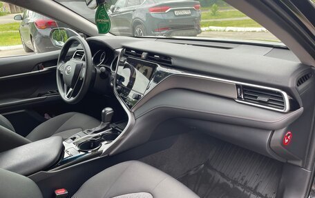 Toyota Camry, 2020 год, 2 900 000 рублей, 13 фотография