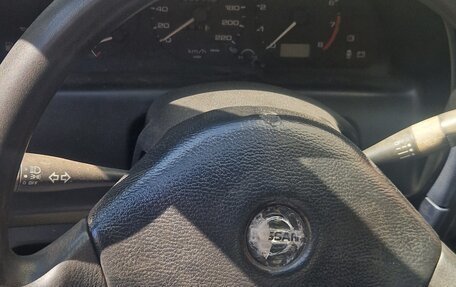 Nissan Primera II рестайлинг, 1992 год, 80 000 рублей, 11 фотография