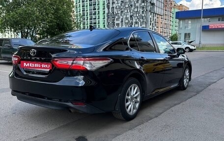 Toyota Camry, 2021 год, 1 640 000 рублей, 3 фотография