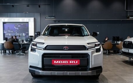 Toyota RAV4, 2025 год, 4 540 000 рублей, 3 фотография