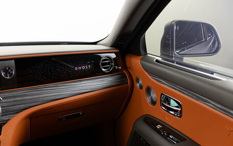 Rolls-Royce Ghost Series II рестайлинг, 2021 год, 29 990 000 рублей, 21 фотография