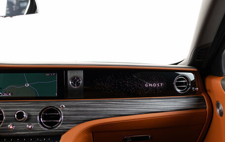 Rolls-Royce Ghost Series II рестайлинг, 2021 год, 29 990 000 рублей, 22 фотография