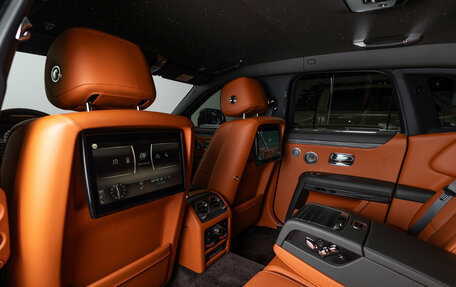 Rolls-Royce Ghost Series II рестайлинг, 2021 год, 29 990 000 рублей, 29 фотография