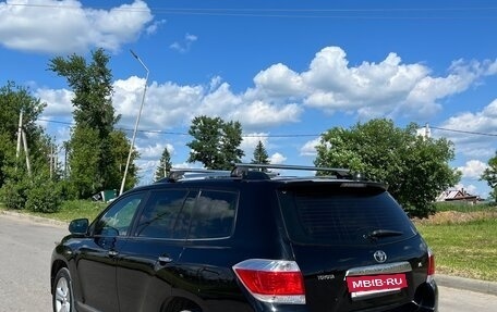 Toyota Highlander III, 2011 год, 2 050 000 рублей, 8 фотография