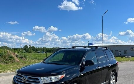 Toyota Highlander III, 2011 год, 2 050 000 рублей, 10 фотография