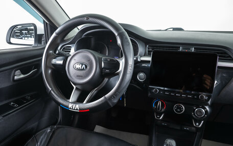 KIA Rio IV, 2018 год, 919 000 рублей, 12 фотография