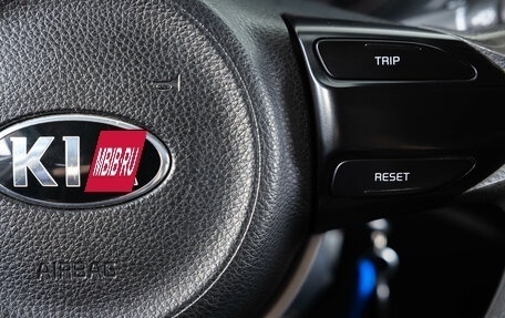 KIA Rio IV, 2018 год, 919 000 рублей, 18 фотография