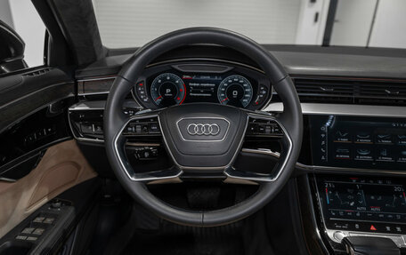 Audi A8, 2019 год, 4 900 000 рублей, 10 фотография