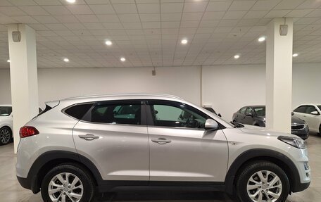 Hyundai Tucson III, 2020 год, 2 390 000 рублей, 4 фотография