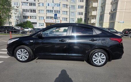 Hyundai Solaris II рестайлинг, 2018 год, 1 100 000 рублей, 3 фотография