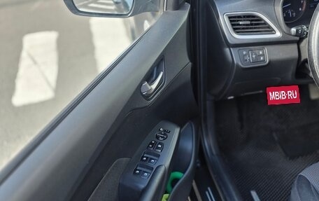 Hyundai Solaris II рестайлинг, 2018 год, 1 100 000 рублей, 7 фотография