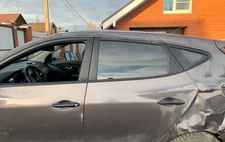 Hyundai ix35 I рестайлинг, 2011 год, 750 000 рублей, 5 фотография