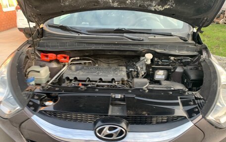 Hyundai ix35 I рестайлинг, 2011 год, 750 000 рублей, 29 фотография