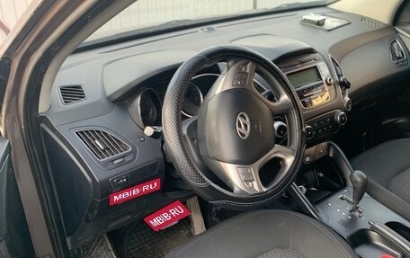 Hyundai ix35 I рестайлинг, 2011 год, 750 000 рублей, 23 фотография