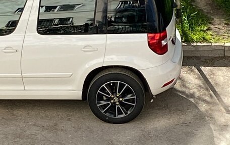 Skoda Yeti I рестайлинг, 2014 год, 1 550 000 рублей, 14 фотография