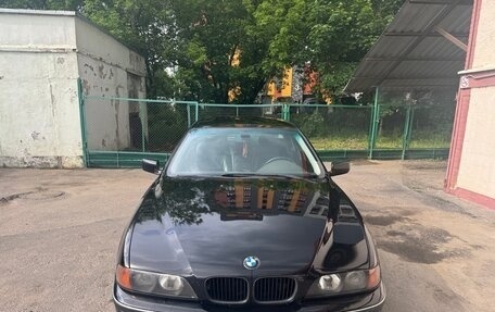 BMW 5 серия, 1999 год, 750 000 рублей, 6 фотография