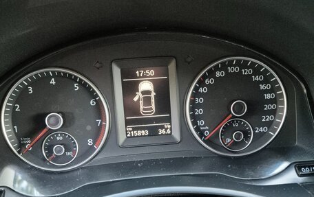 Volkswagen Jetta VI, 2010 год, 510 000 рублей, 12 фотография