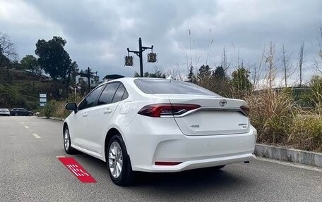 Toyota Corolla, 2022 год, 1 525 000 рублей, 2 фотография