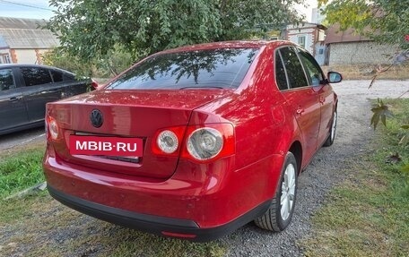Volkswagen Jetta VI, 2010 год, 510 000 рублей, 2 фотография