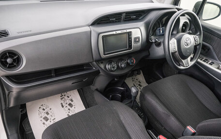 Toyota Vitz, 2016 год, 929 000 рублей, 13 фотография