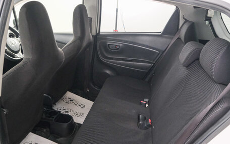 Toyota Vitz, 2016 год, 929 000 рублей, 20 фотография