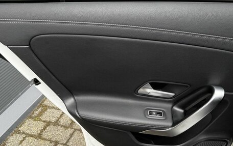 Mercedes-Benz CLA, 2020 год, 2 739 000 рублей, 13 фотография