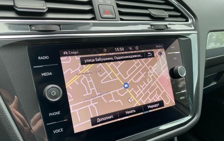 Volkswagen Tiguan II, 2020 год, 3 099 000 рублей, 17 фотография
