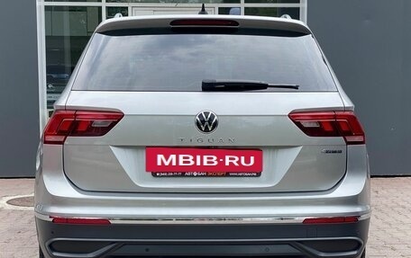 Volkswagen Tiguan II, 2020 год, 3 099 000 рублей, 4 фотография
