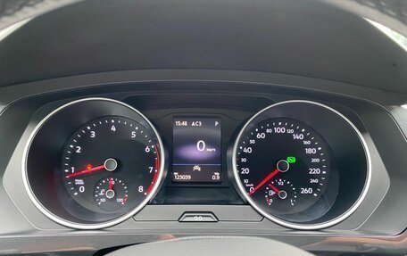 Volkswagen Tiguan II, 2020 год, 3 099 000 рублей, 26 фотография