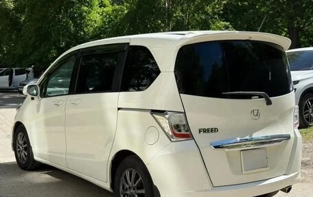 Honda Freed I, 2012 год, 950 000 рублей, 18 фотография