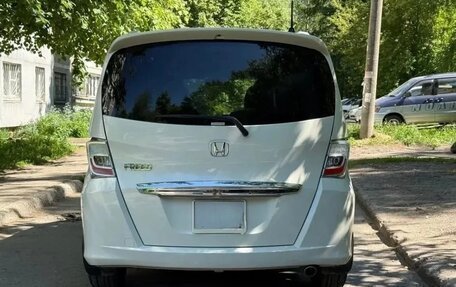 Honda Freed I, 2012 год, 950 000 рублей, 17 фотография