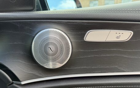 Mercedes-Benz E-Класс, 2019 год, 4 000 000 рублей, 5 фотография