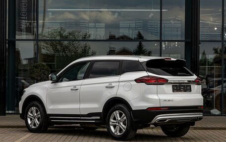 Geely Atlas, 2022 год, 1 725 000 рублей, 4 фотография