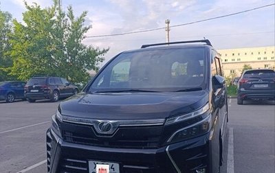 Toyota Voxy III, 2019 год, 2 600 000 рублей, 1 фотография