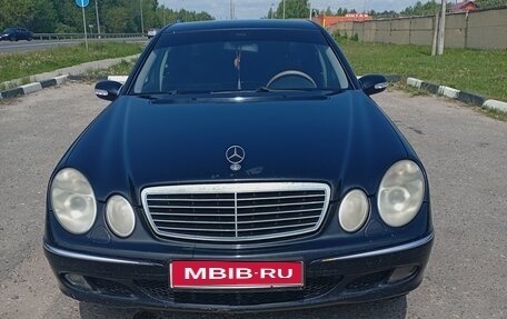 Mercedes-Benz E-Класс, 2002 год, 600 000 рублей, 1 фотография
