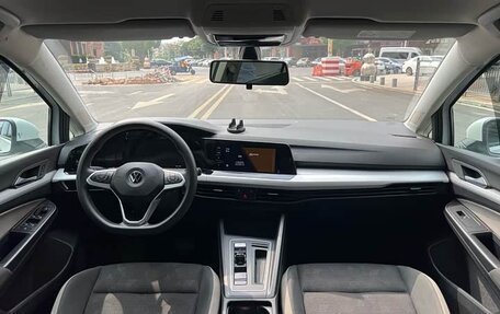 Volkswagen Golf VIII, 2022 год, 1 230 173 рублей, 21 фотография