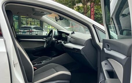 Volkswagen Golf VIII, 2022 год, 1 230 173 рублей, 22 фотография