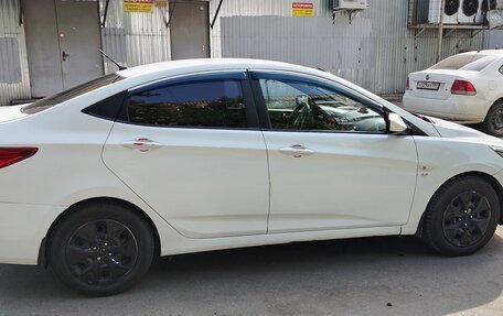 Hyundai Solaris II рестайлинг, 2014 год, 650 000 рублей, 11 фотография