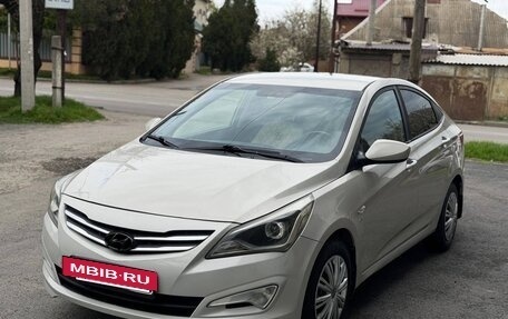 Hyundai Solaris II рестайлинг, 2015 год, 920 000 рублей, 7 фотография