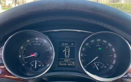 Skoda Superb III рестайлинг, 2011 год, 1 200 000 рублей, 9 фотография